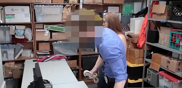  Mommy Watch How Her Daughter its Fucked for Stealing - Teenrobbers.com